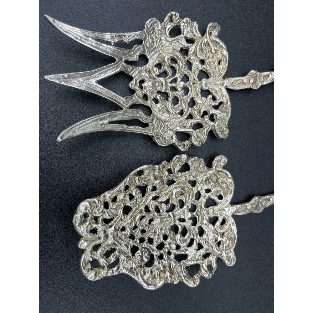 Italian Ornate Lion Spoon And Fork Serving Set Silver Plate